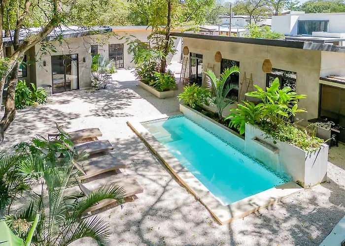 Steps To The Main Surf Break - 6 Bedroom Holiday home