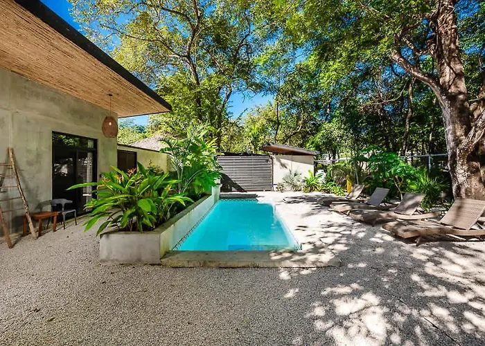 Steps To The Main Surf Break - 6 Bedroom * Refundores