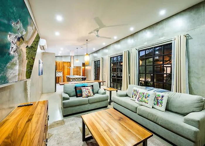 Steps To The Main Surf Break - 6 Bedroom Holiday home